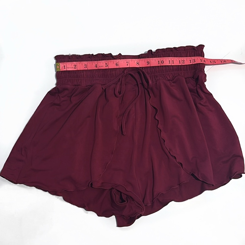 HALARA Frill High Waisted Elastic Waistband Drawstring
Flowy Stacked Shorts NWT - Picture 6 of 8